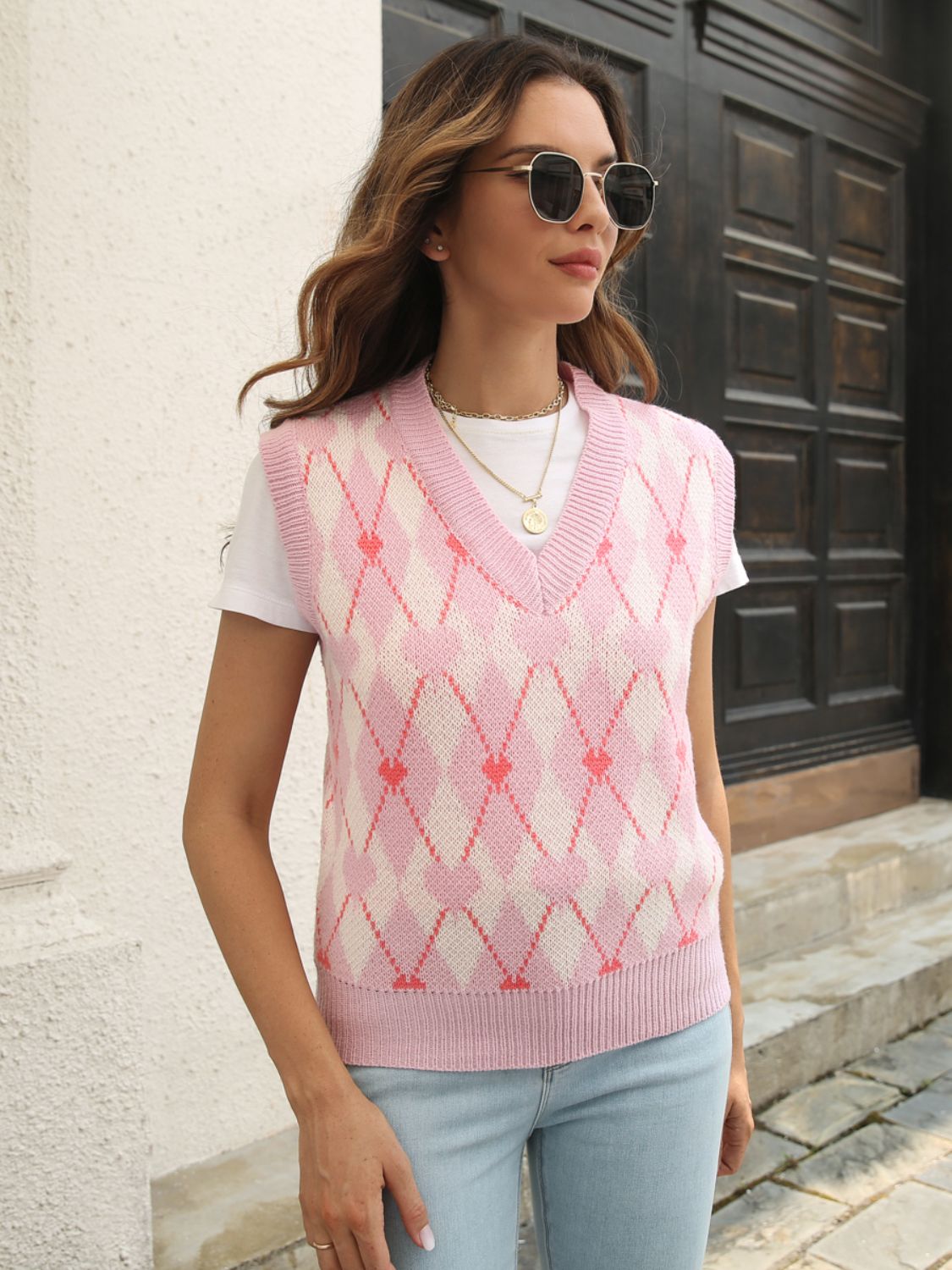 Duties Geometric Sweater Vest -Blush Pink