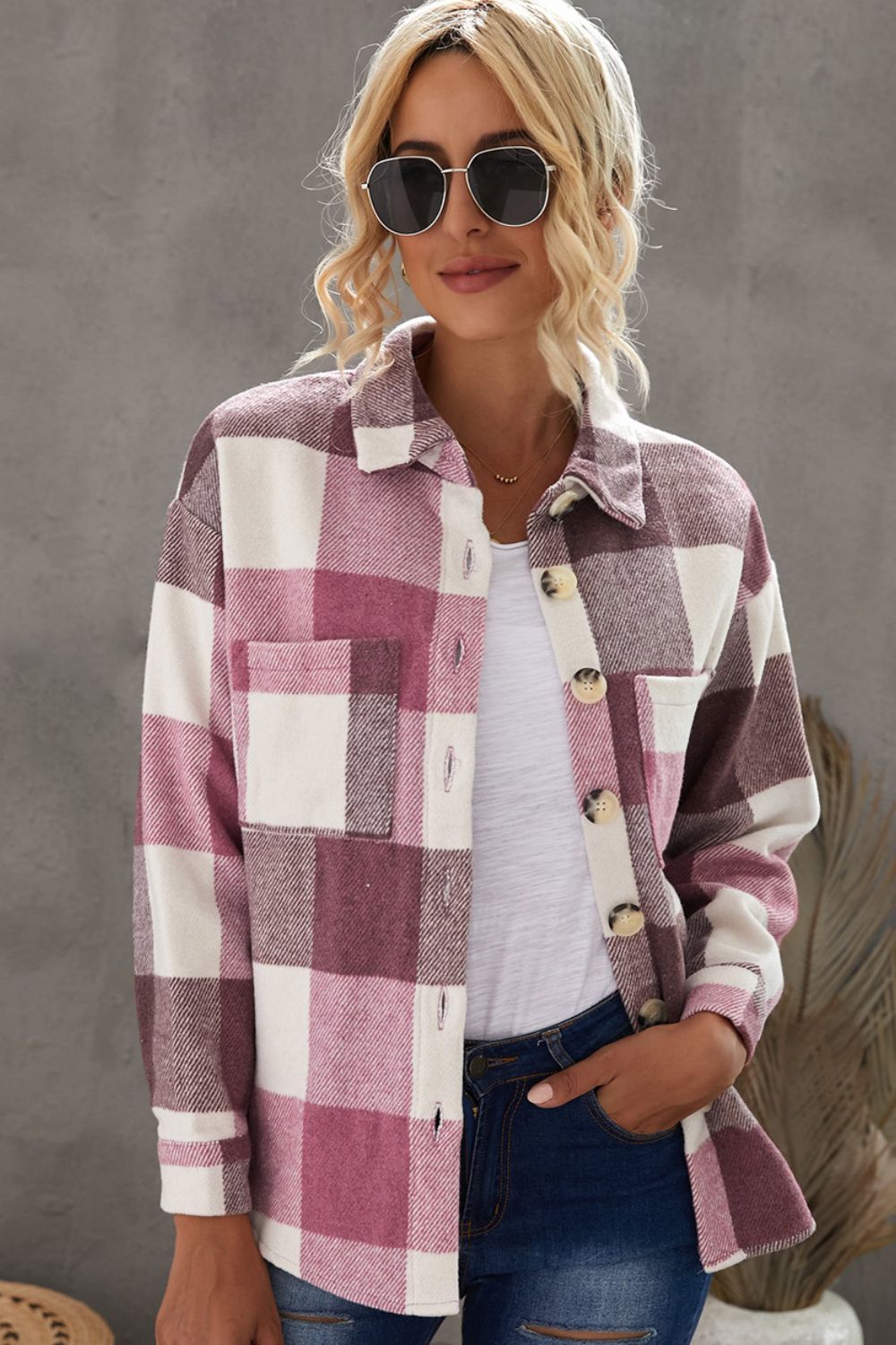 Weekend Getaway Plaid Jacket -Light Mauve